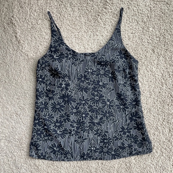 Banana Republic Factory Daisy Spaghetti Strap Sleeveless Top Size XS Navy White - Picture 6 of 11